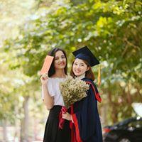Thuê áo dài cưới ở Quận 1 giúp dễ thử mẫu, dễ chỉnh phom và thuận tiện cho lịch cưới
