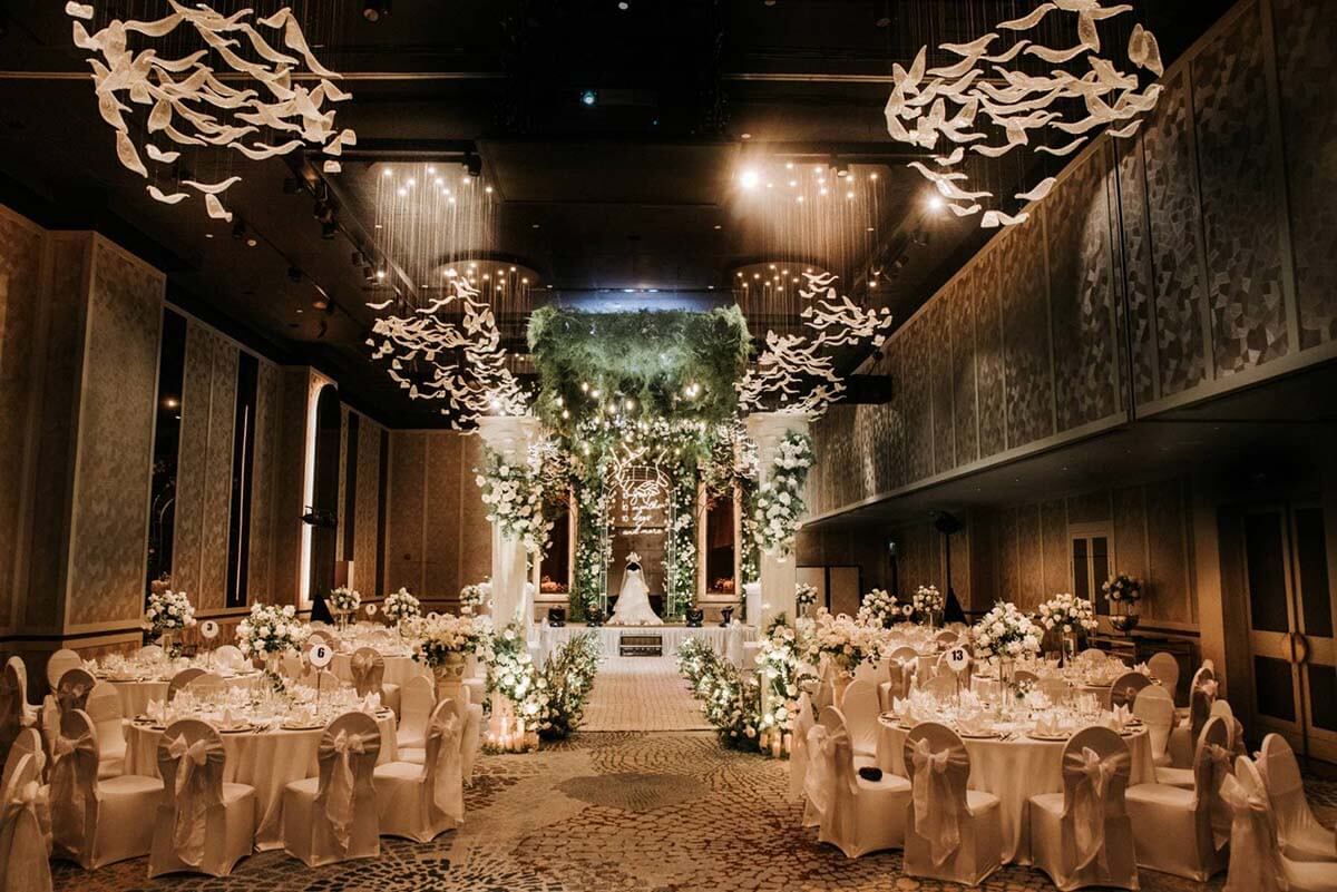 mẫu nhà hàng tiệc cưới đẹp Pendecor