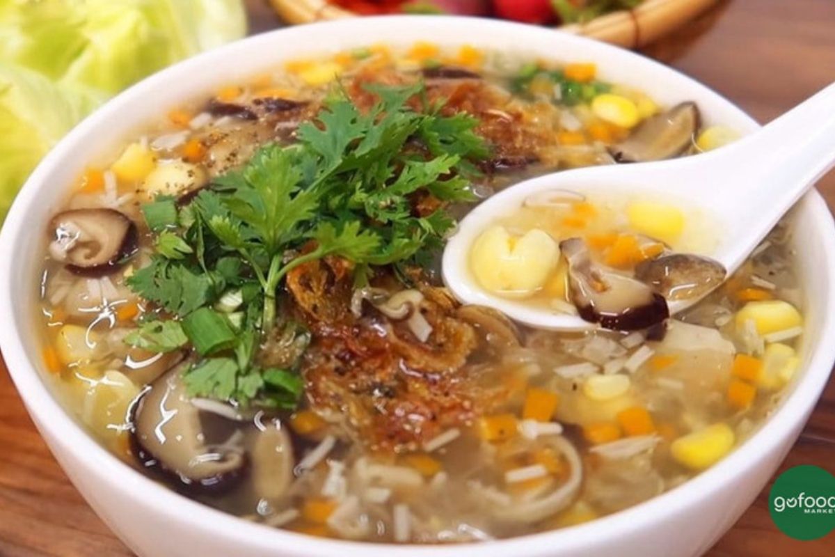Súp gà nấm hương