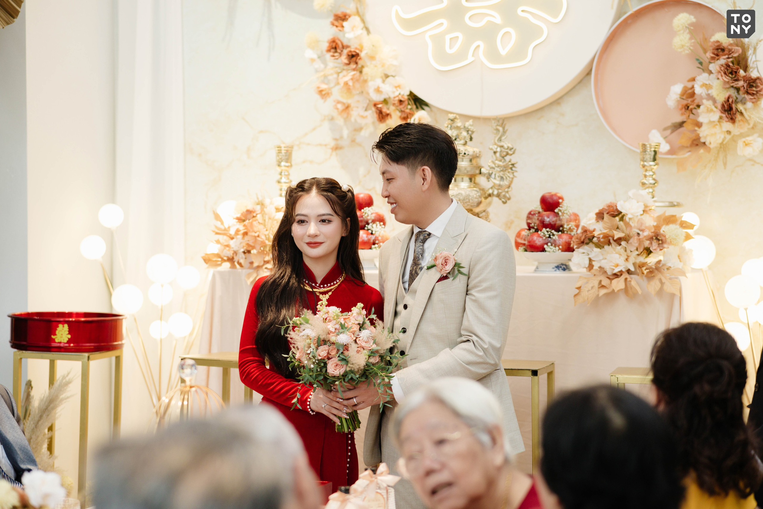 Nghi thức tri ân tổ tiên và tôn kính Thiên Chúa trong đám cưới Công giáo