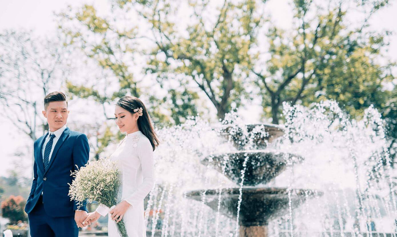 Chụp hình cưới ngay Dinh Độc Lập