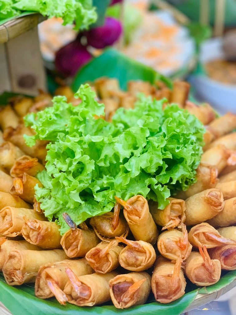 Tiệc tea break đem đến thực đơn phong phú với thức ăn chất lượng và chuẩn vị