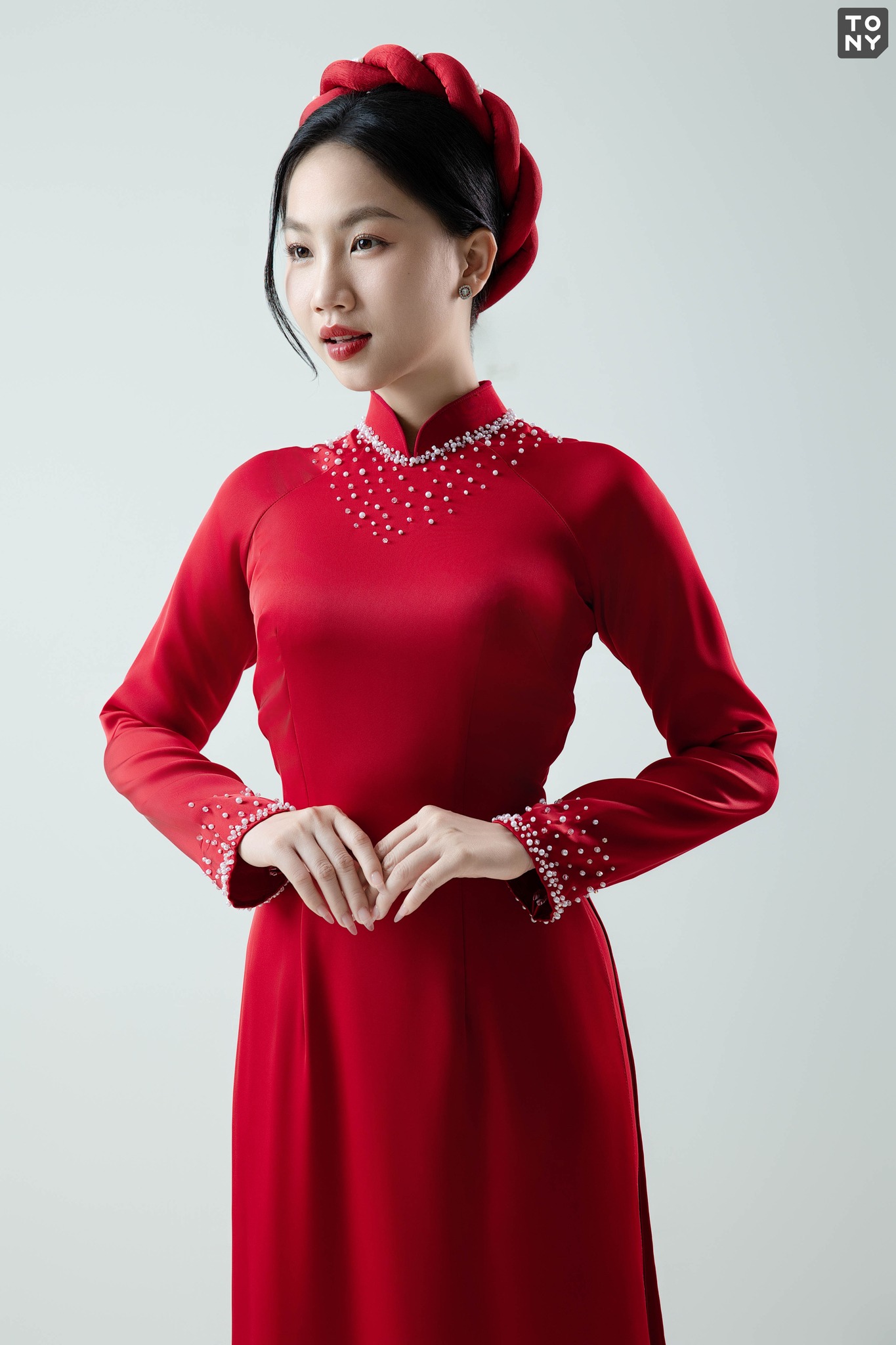 Áo dài cưới đỏ trơn