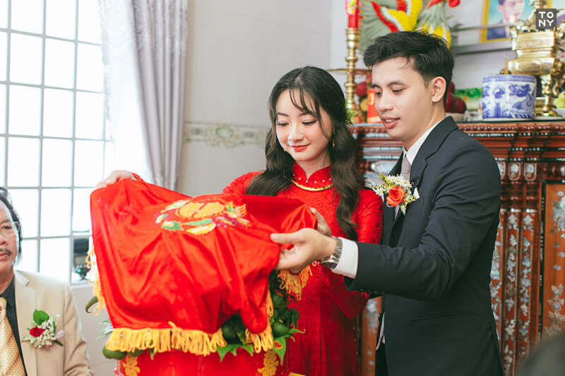 TONY WEDDING 50 3