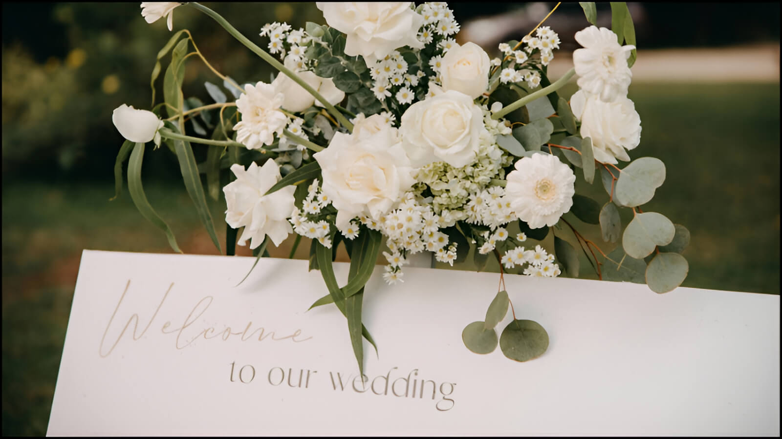Quy mô và số lượng khách mời là yếu tố ảnh hưởng lớn đến lịch trình chuẩn bị đám cưới