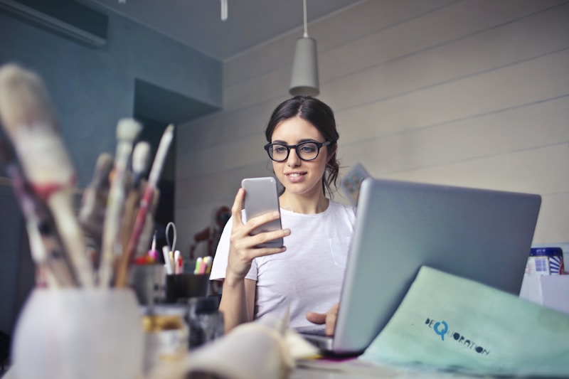 Mẹo thiết kế thiệp cưới online ấn tượng