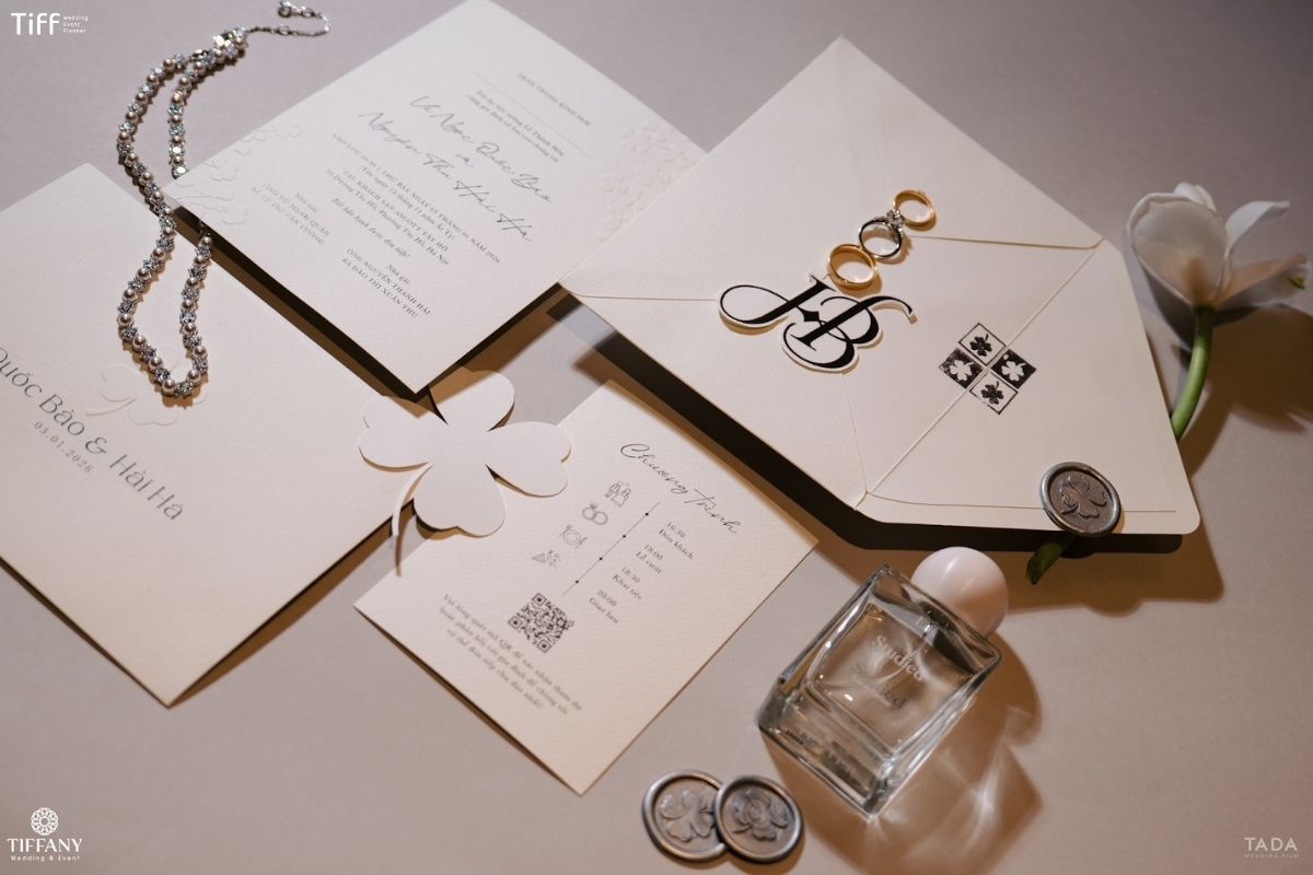 Đặt dòng RSVP vui lòng xác nhận tham dự để người lớn tuổi dễ hiểu