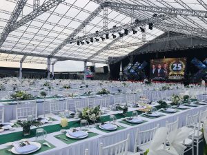 Liên hệ đặt tiệc bàn tại nha ngay hôm nay