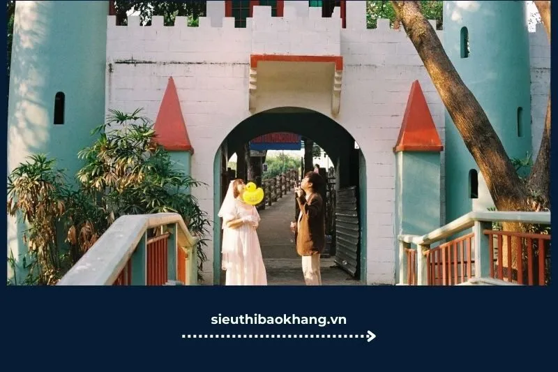 Chụp ảnh cưới tại Thảo cầm viên Sài Gòn với không gian xanh tự nhiên