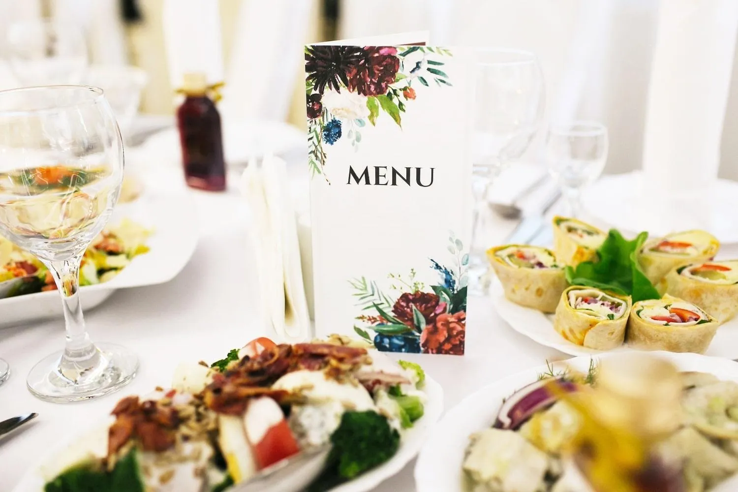 Xây dựng thực đơn mini buffet là xu thế bởi tính linh hoạt và sự thoải mái