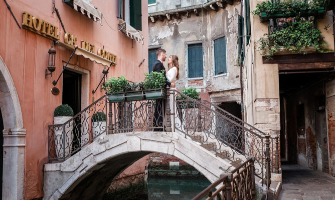 Venice – kênh đào và không khí lãng mạn đặc trưng của Ý