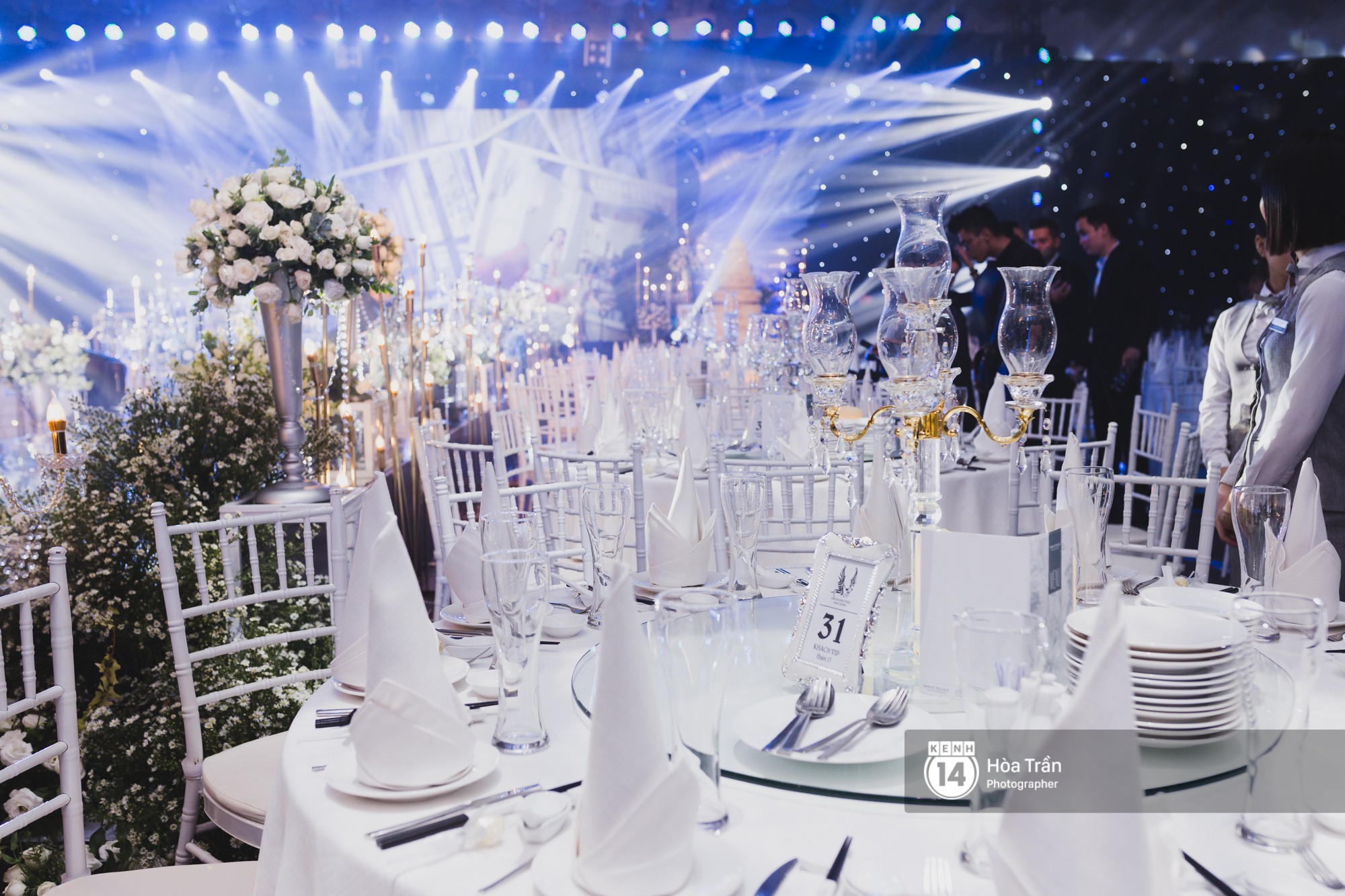 Không gian đám cưới sang trọng và ấm cúng