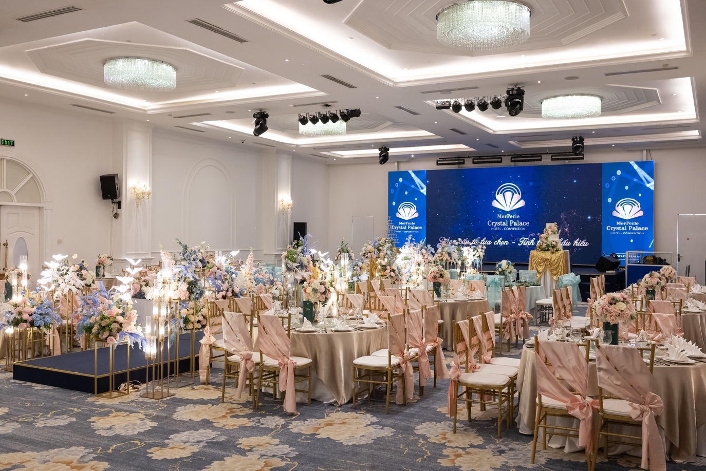 MerPerle Crystal Palace nổi bật với phong cách sang trọng và ấn tượng
