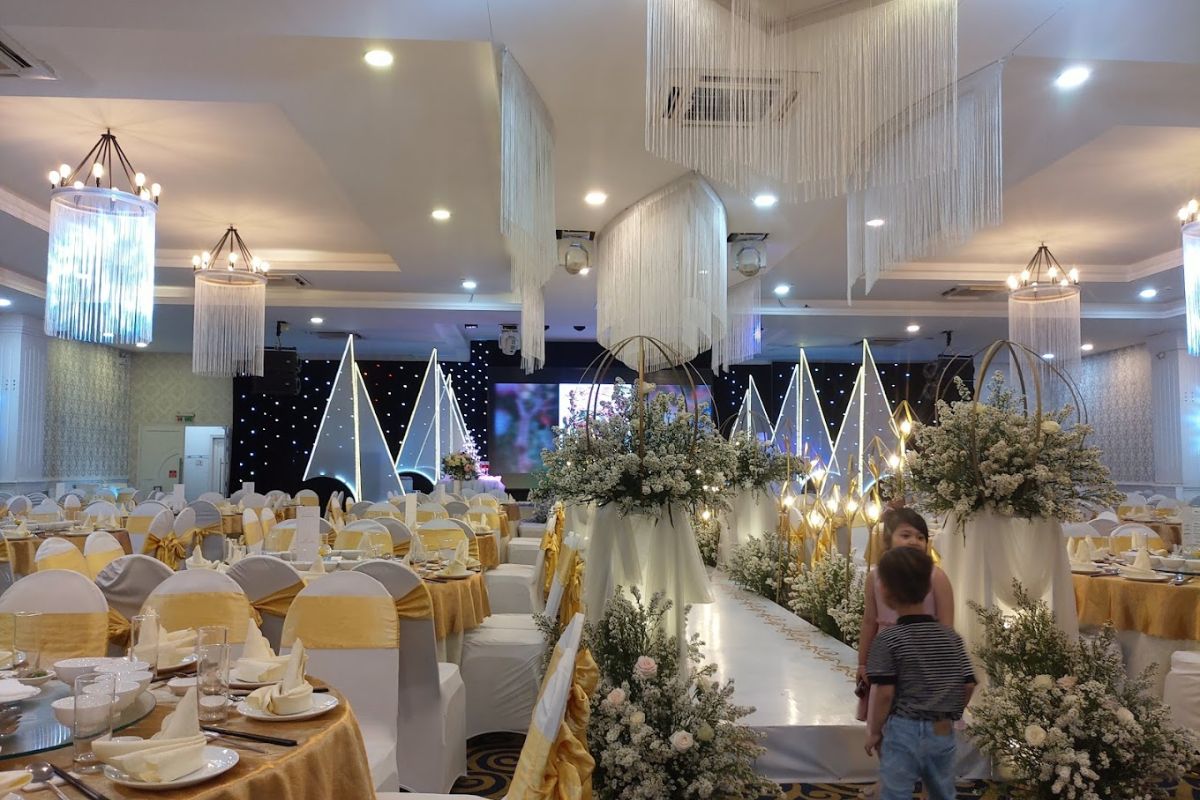 Le VIVA là địa điểm tổ chức tiệc cưới nổi bật với phong cách châu Âu sang trọng