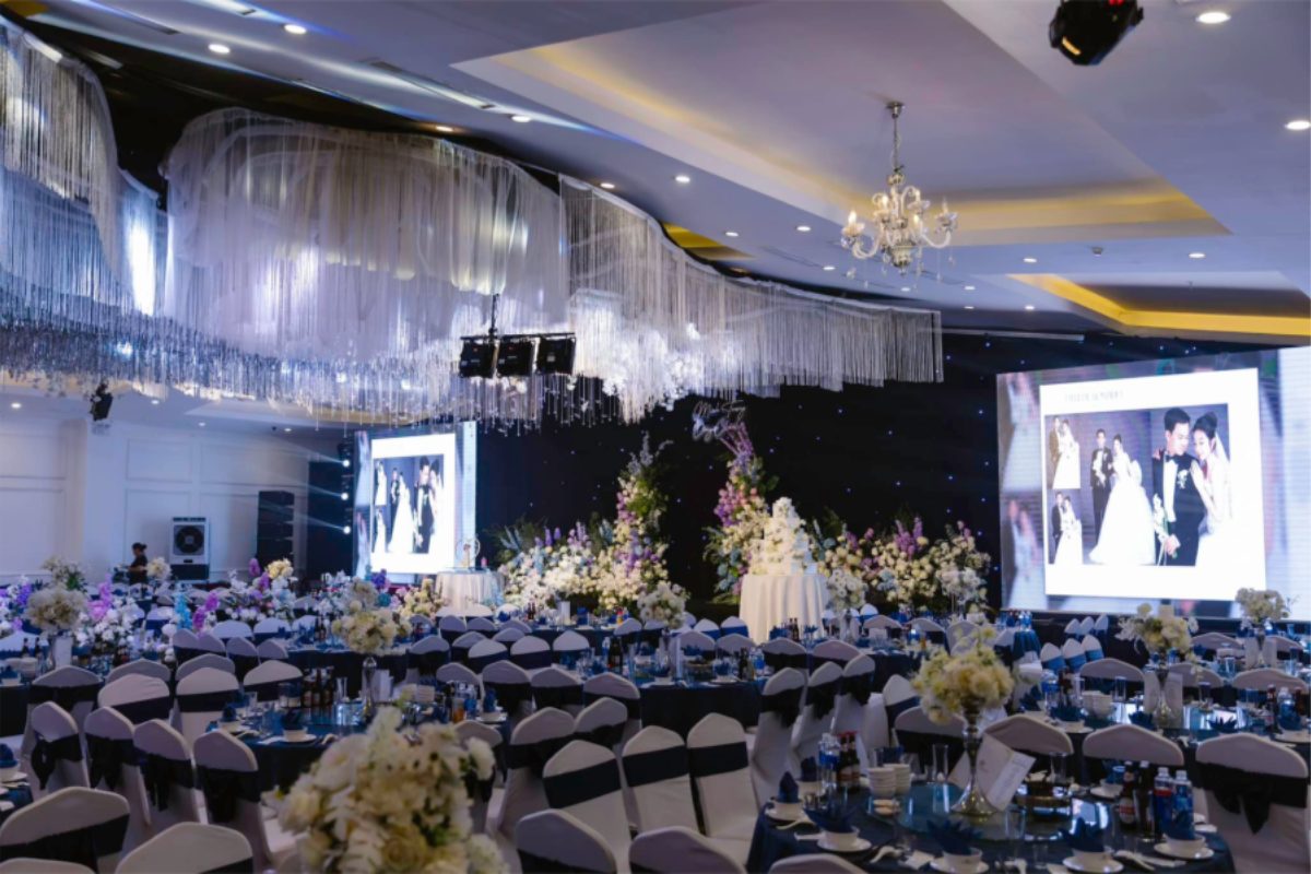 Không gian tiệc cưới sang trọng tại Forevermark Tây Hồ