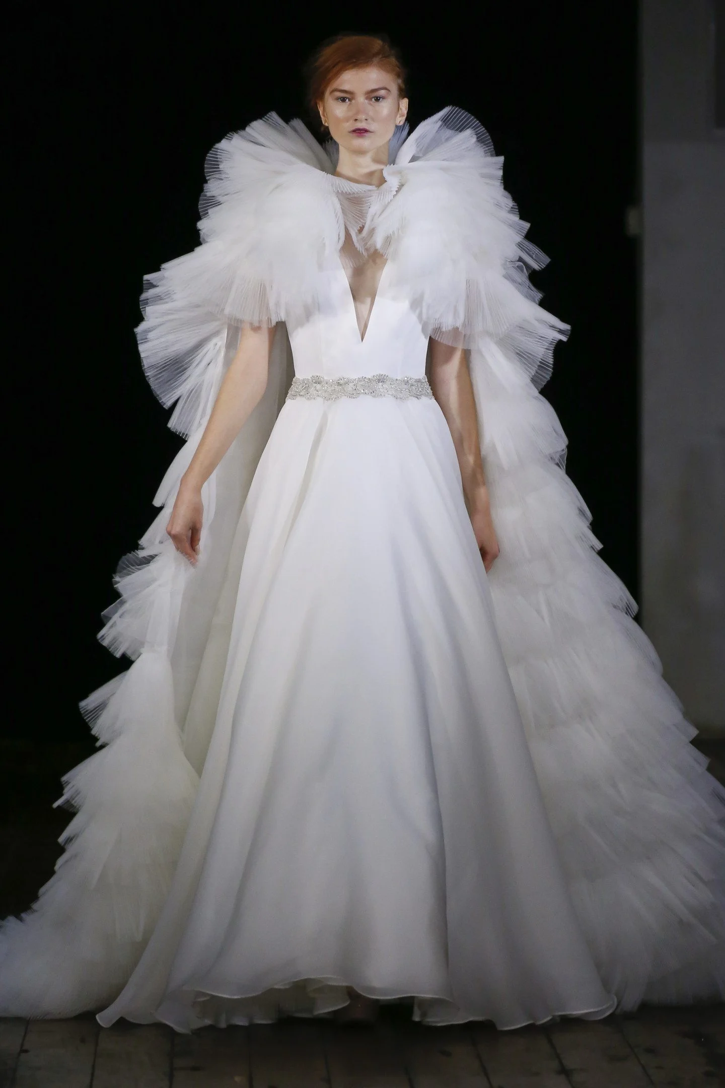 Váy cưới phong cách với thiết kế đa dạng