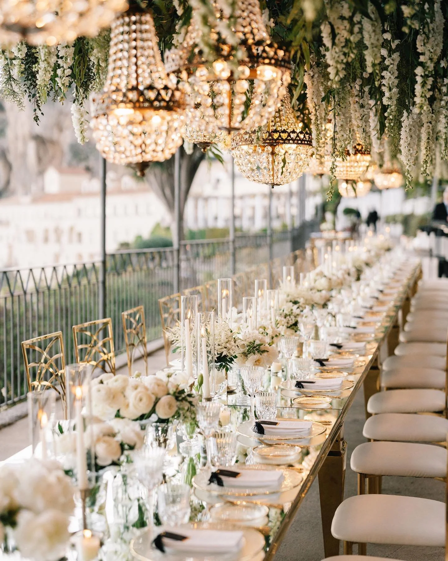 Những lưu ý khi trang trí tiệc cưới tại khách sạn