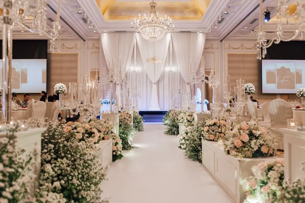 Chi tiết trang trí bàn tiệc cưới tại Park Hyatt Saigon
