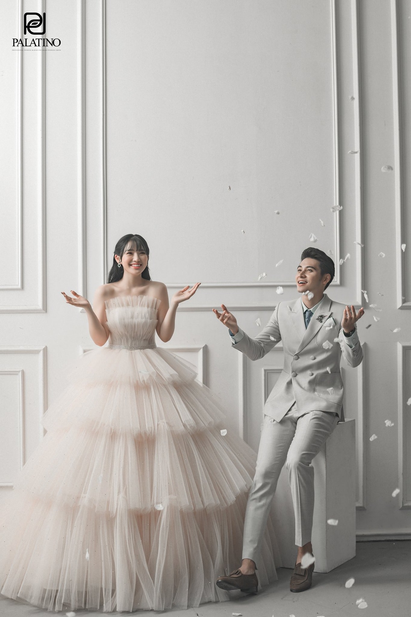 Váy cưới chữ A cúp ngực