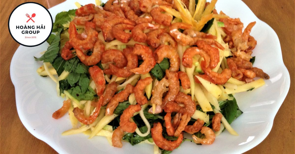 Gỏi xoài tôm khô chua ngọt kích thích vị giác