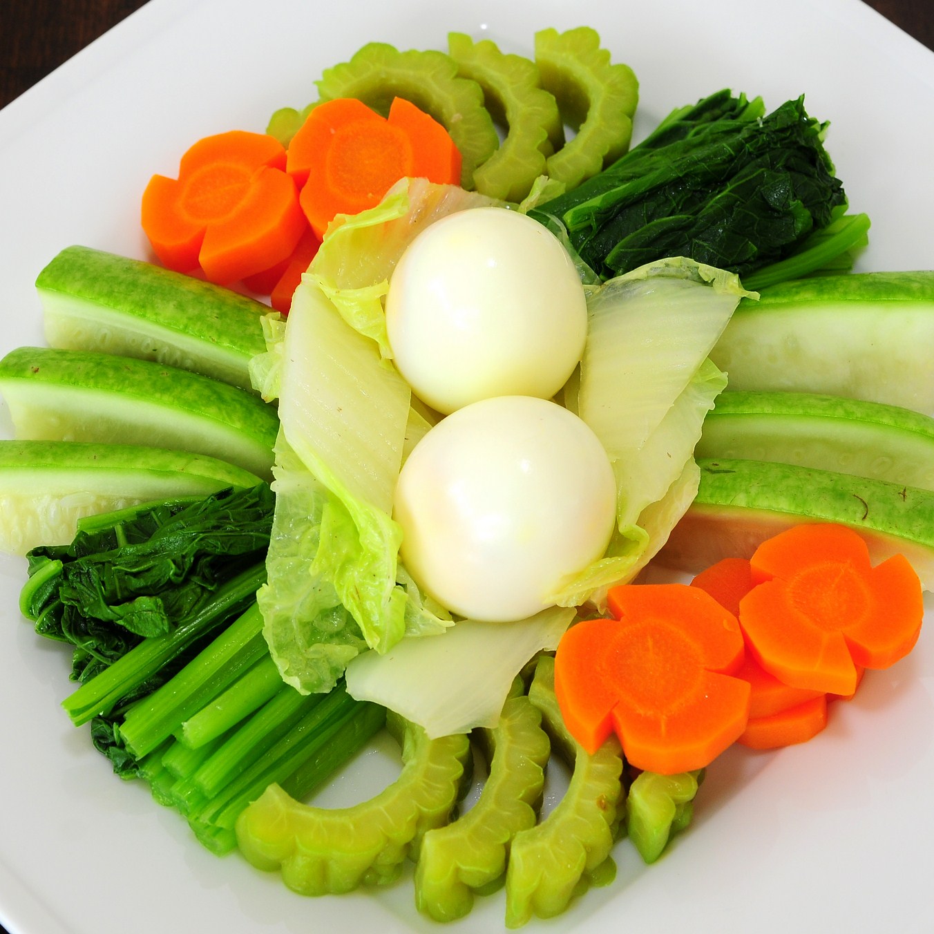 Món rau củ bày đẹp