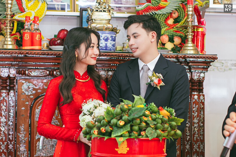 TONY WEDDING 52 3