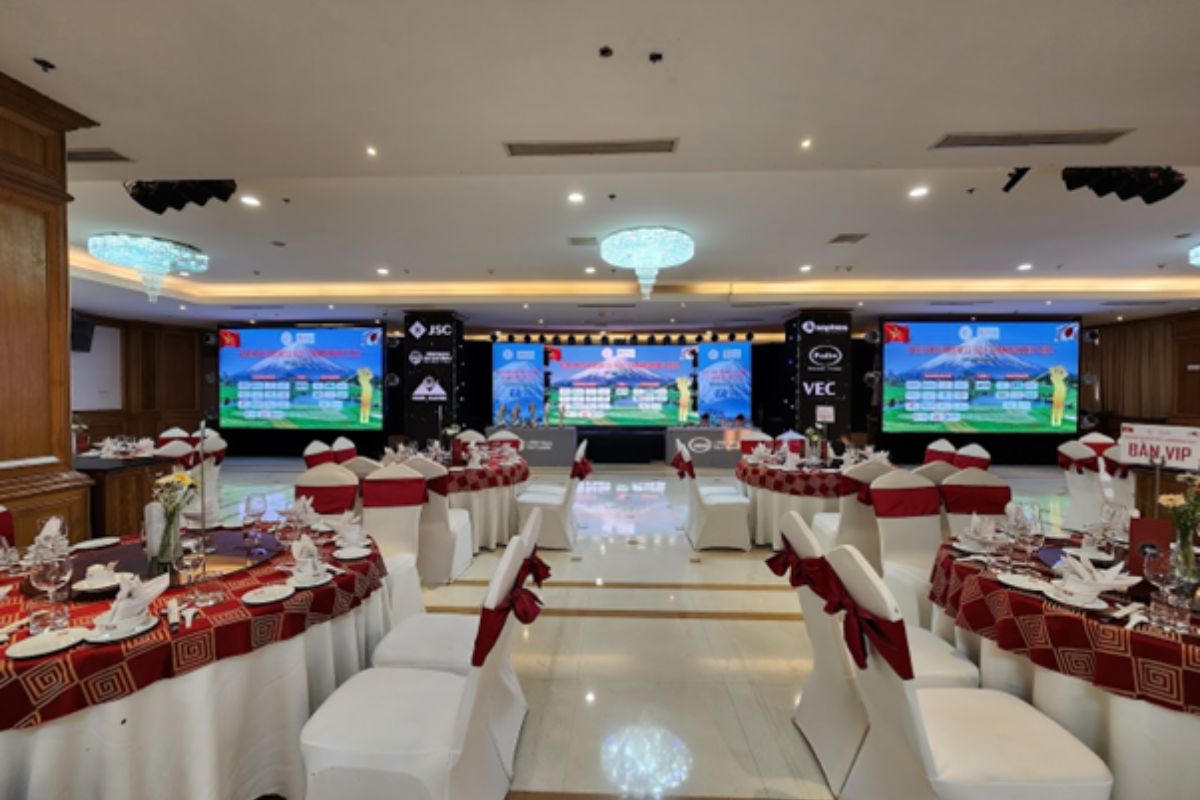 HimLam Palace là địa điểm tổ chức tiệc cưới cao cấp, với không gian sang trọng