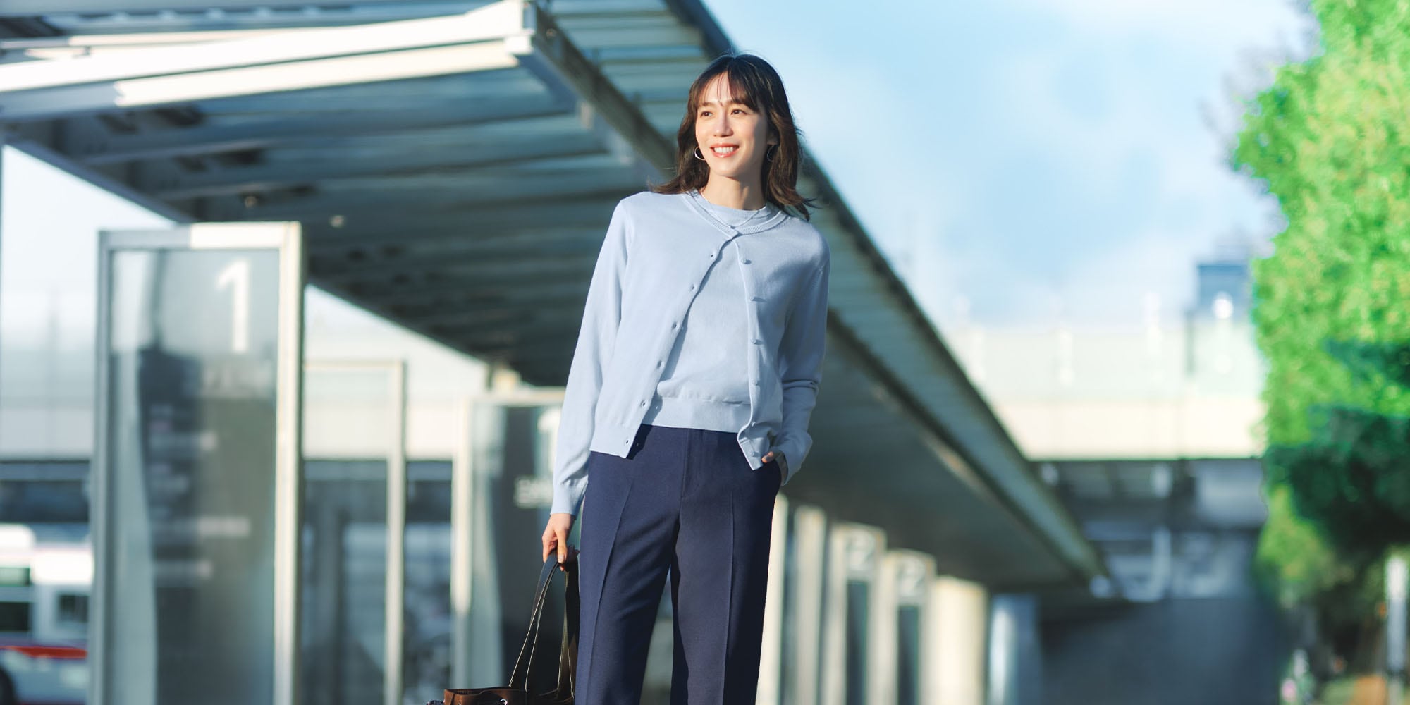 Gợi ý trang phục nữ dễ ứng dụng cho các dịp tiệc cưới