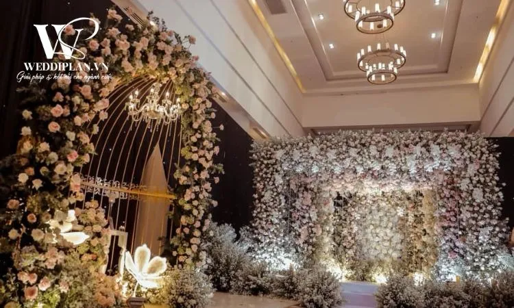 Không gian tiệc cưới Riverside Palace bên sông