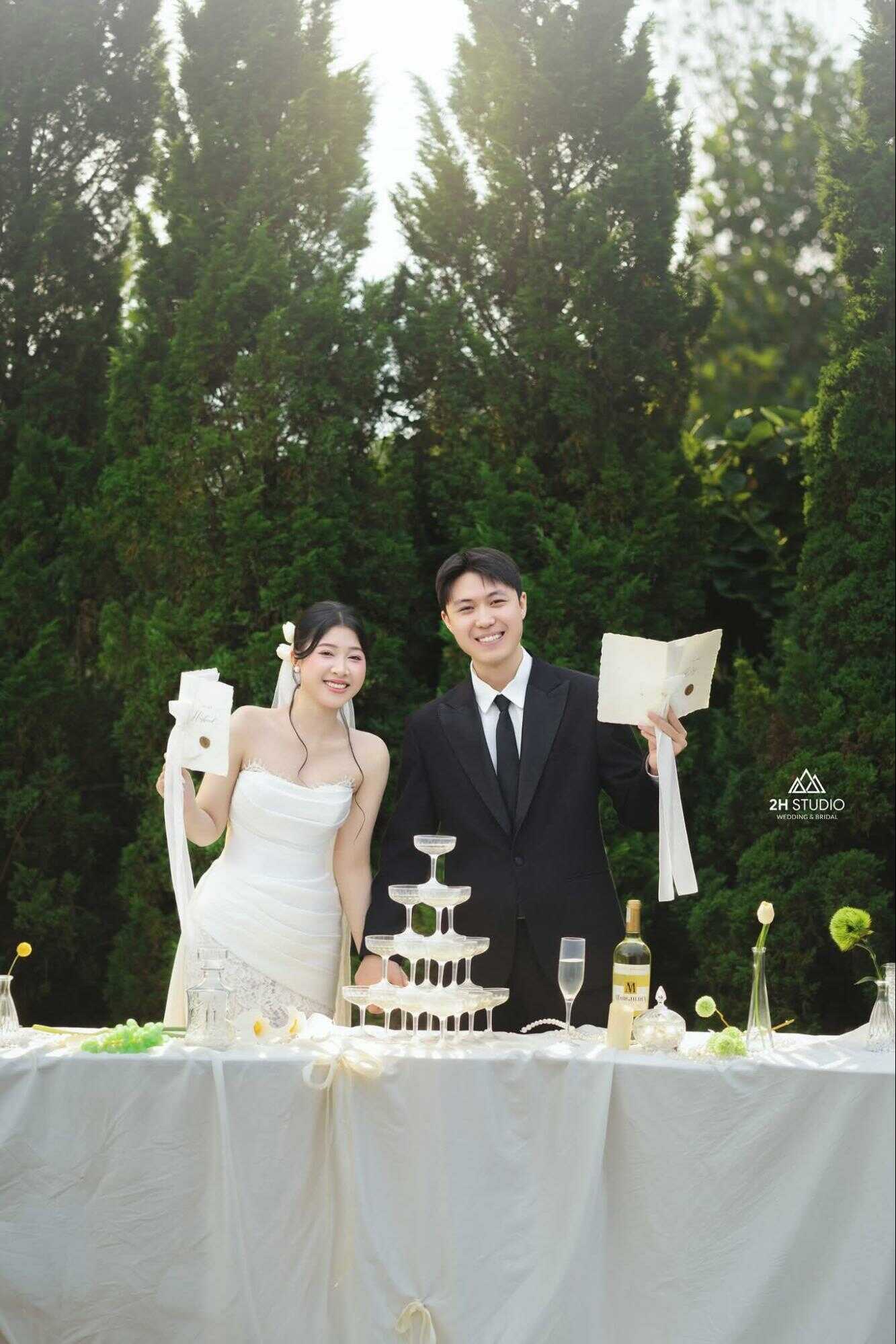 Chụp ảnh cưới tháng 10 âm lịch
