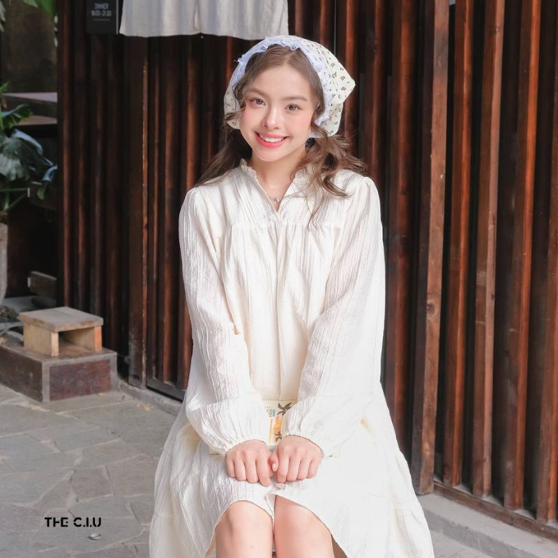 Váy hồng babydoll tạo vẻ đẹp ngọt ngào, dễ thương