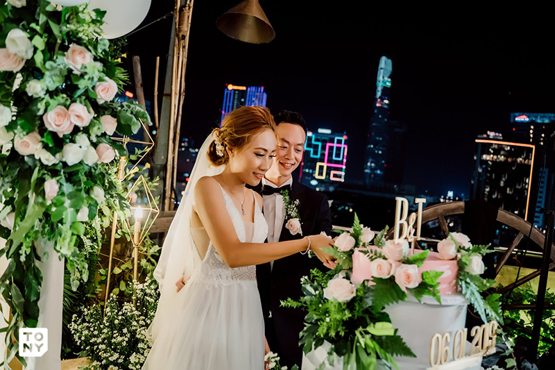 Trang phục cưới và phóng sự cưới
