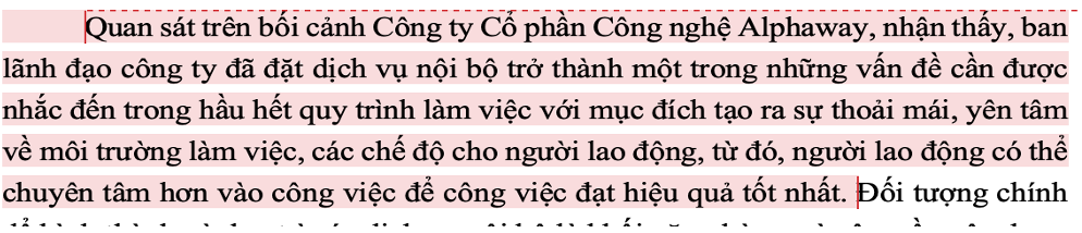 Người đang nghiên cứu số liệu trên máy tính