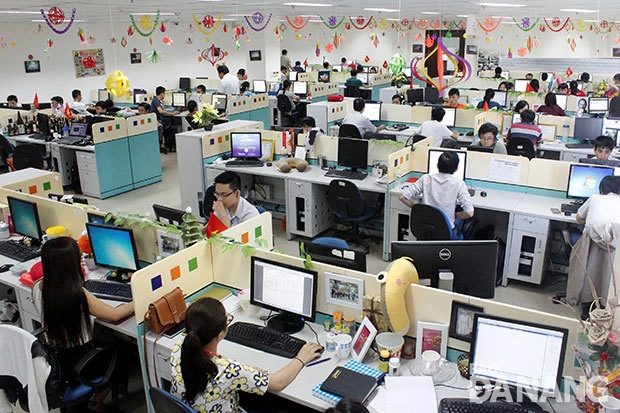 Học công nghệ thông tin cần nền tảng, thực hành và tự học liên tục