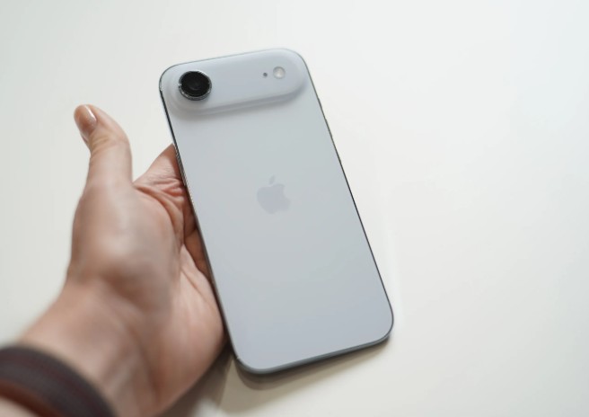 Chip A19 Pro trên iPhone Air mang lại hiệu năng mạnh mẽ