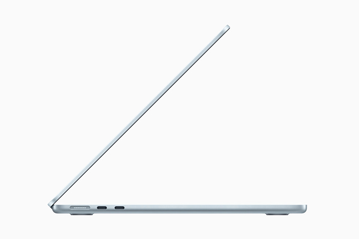 MacBook Air M4 mỏng nhẹ