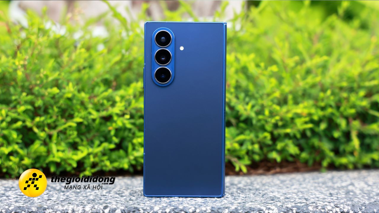 Galaxy Z Fold7 tạo không gian làm việc đa năng