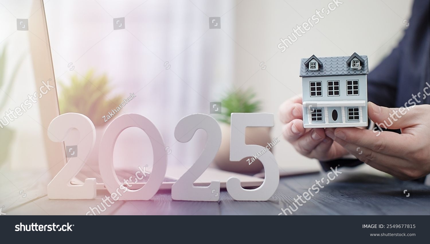 Biểu đồ xu hướng thị trường bất động sản với các yếu tố ảnh hưởng như lãi suất và tâm lý nhà đầu tư
