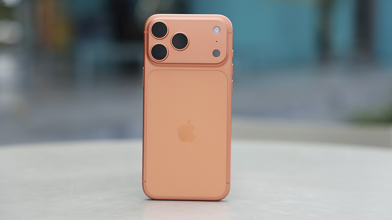 Chiến lược chuyển từ số lượng sang giá trị của các hãng smartphone