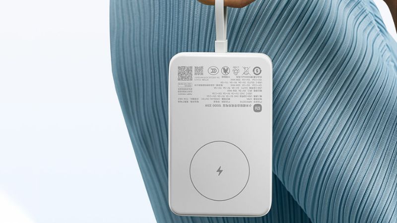 Thiết kế từ tính với nam châm tích hợp và giá đỡ điều chỉnh