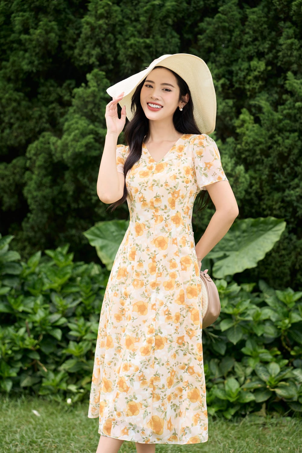 Váy maxi hoa nhí chất liệu chiffon cổ V đi biển
