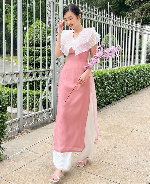 Những kiểu giày có phom gọn giúp áo dài giữ trọn nét thanh thoát