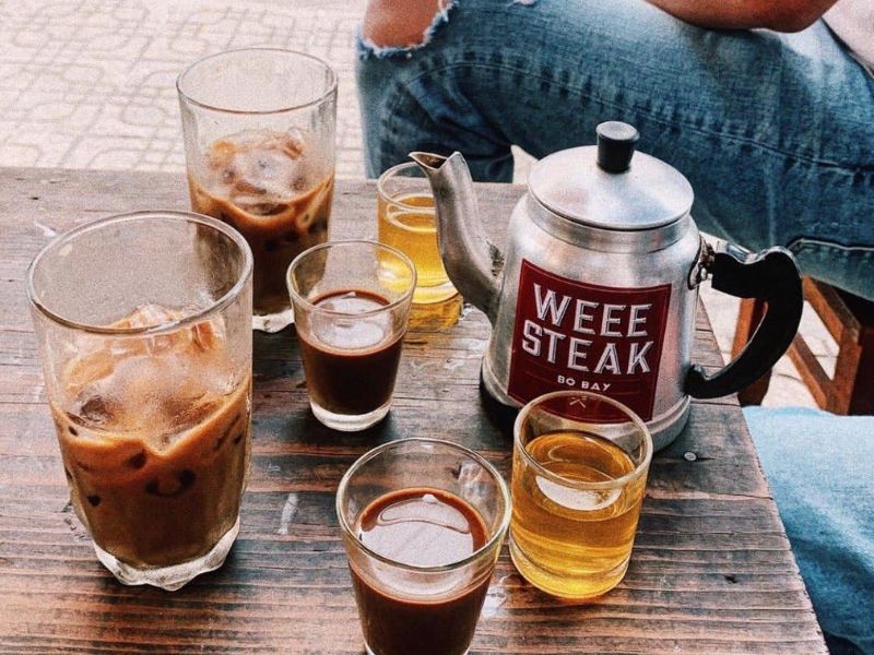 Ăn sáng Sài Gòn lúc bình minh