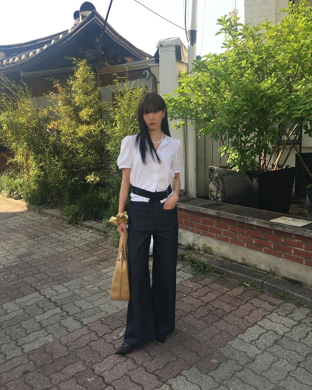 Phối quần cạp cao đẹp mắt