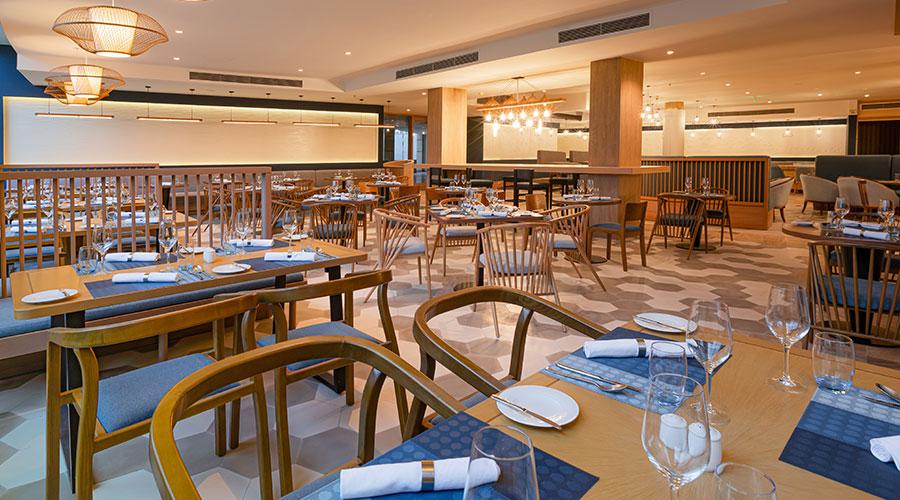 Bữa sáng tại resort biển