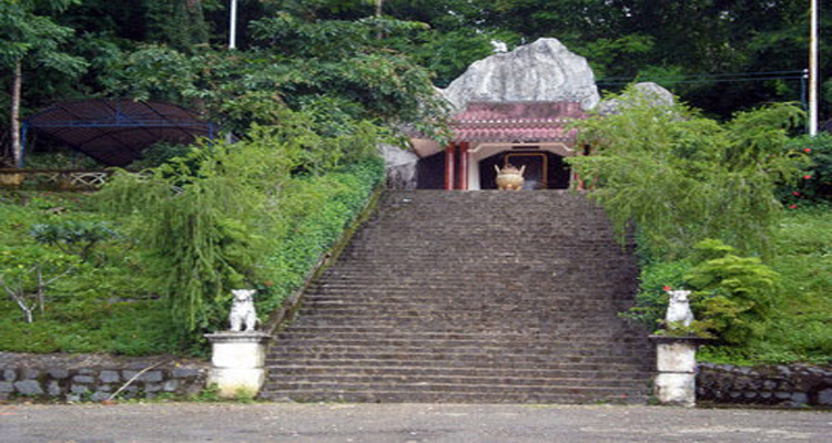 Dốc leo Núi Bà Rá