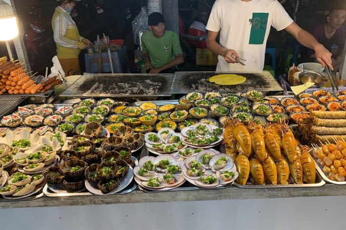 Quán ăn Phú Quốc nhộn nhịp