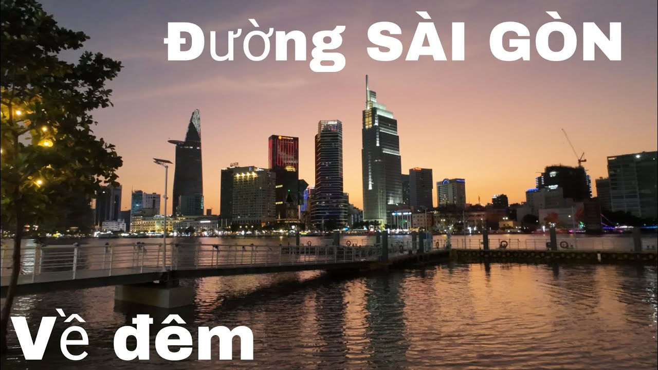 Đường phố Sài Gòn về đêm