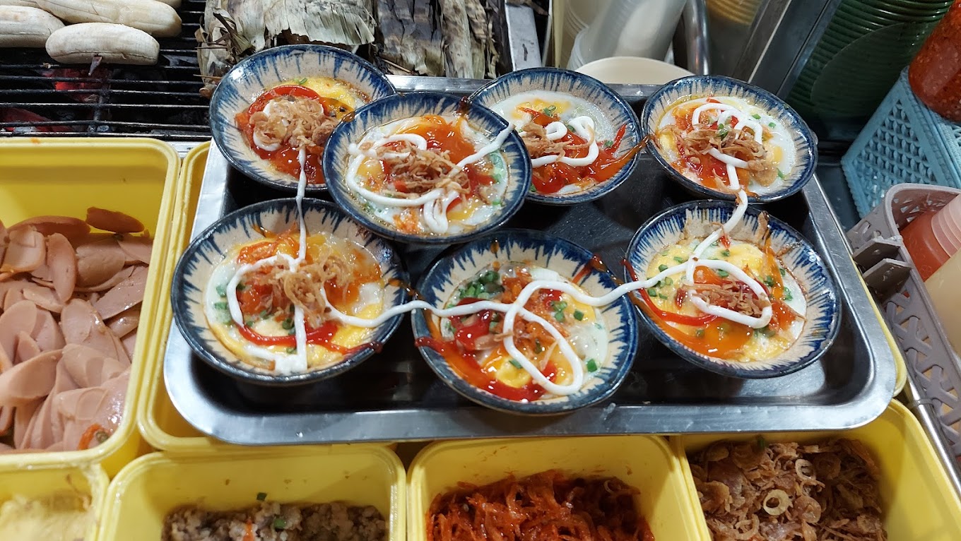 Món ăn đặc sản tại khu Hồ Thị Kỷ