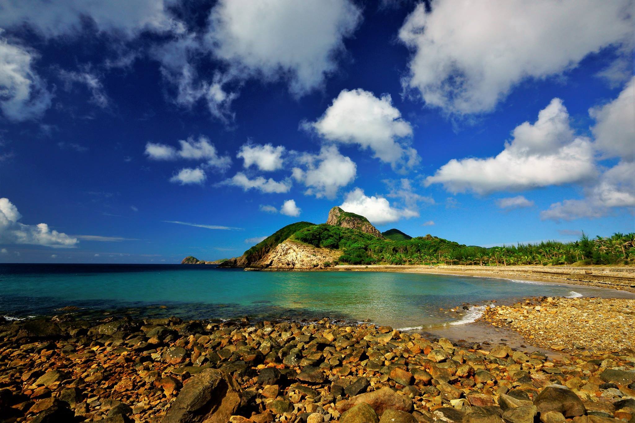 Cảnh biển Côn Đảo mùa đẹp